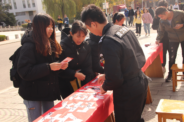 IMG_0497.JPG IMG_0497.JPG