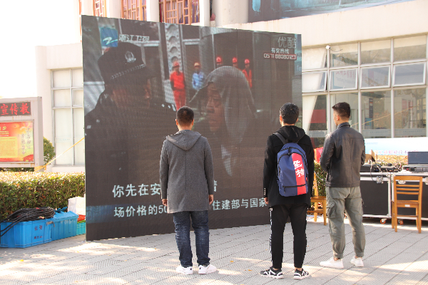 IMG_0165.JPG IMG_0165.JPG